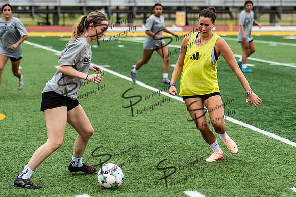 2025 GCCC Womens Soccer First Practice 0014