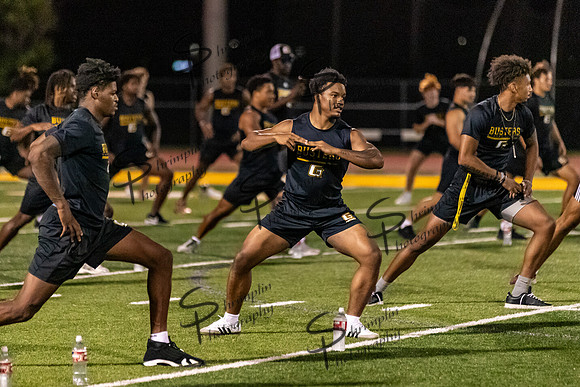 GCCC Football Yoga on the Field with Destiny Owen 0026