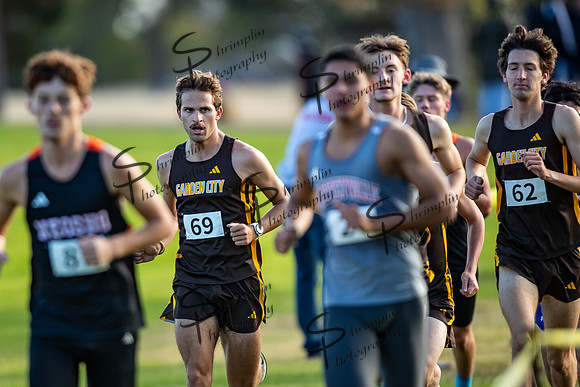 GCCC Mens KJCCC Region VI Cross Country Champions hips0052