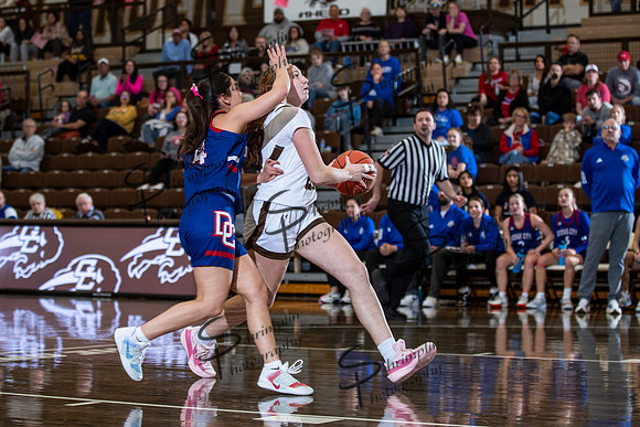 GCHS vs Dodge City High School G 0025