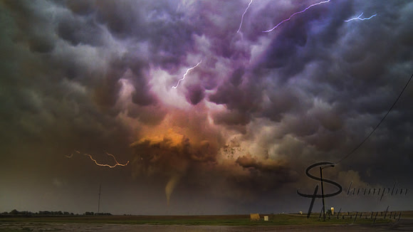 2013.05.18 - Tornado 006 - Lightning01-01