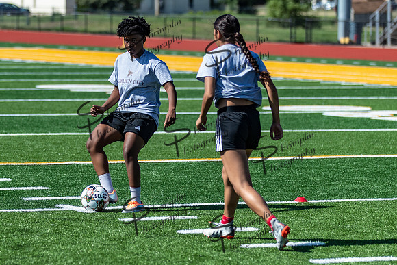 Womens Soccer First Practice 0001