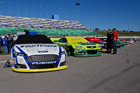 Hollywood Casino 400 NASCAR Sprint Cup Series Race @ Kansas 0001