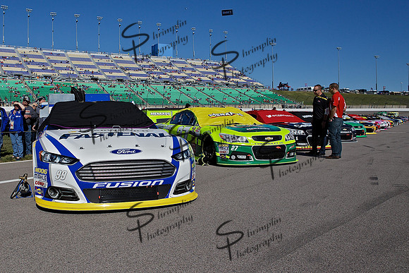 Hollywood Casino 400 NASCAR Sprint Cup Series Race @ Kansas 0001