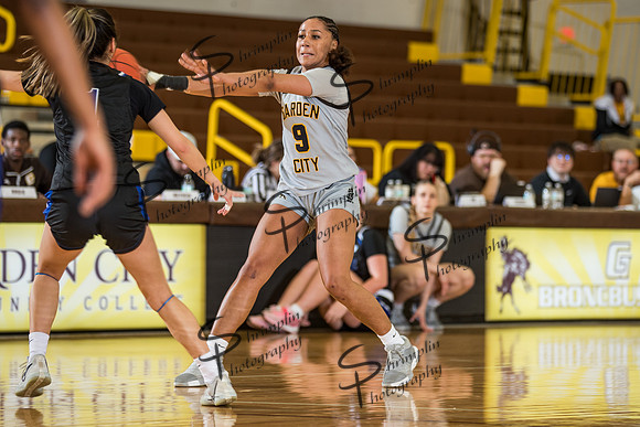 GCCC vs Pratt Community College W 0026