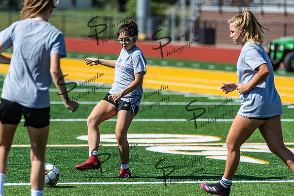Womens Soccer First Practice 0010