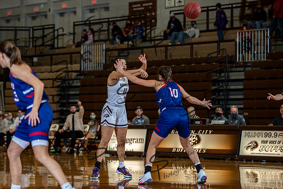 GCHS vs Dodge City High School G 0004