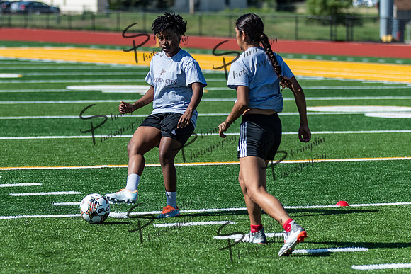 Womens Soccer First Practice 0002