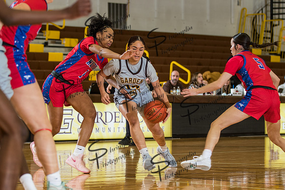 GCCC vs Hutchinson Community College W 0009