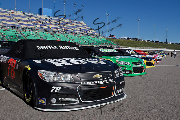 Hollywood Casino 400 NASCAR Sprint Cup Series Race @ Kansas 0002